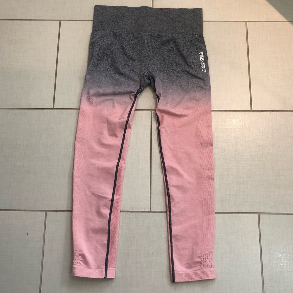 Gymshark Ombre Seamless pink/charcoal leggings